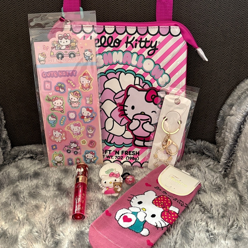 Hello Kitty Bundle